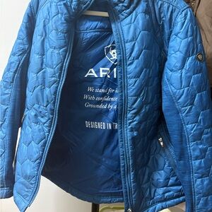 Ariat Women’s Quilted Puffer Jacket Blue XL Insulated Designed in USA Excellent